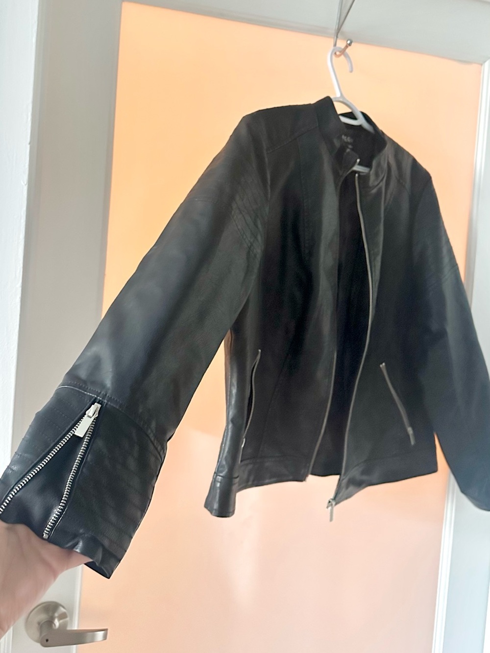 Baccini Women’s Black Leather Moto Jacket Size 1X